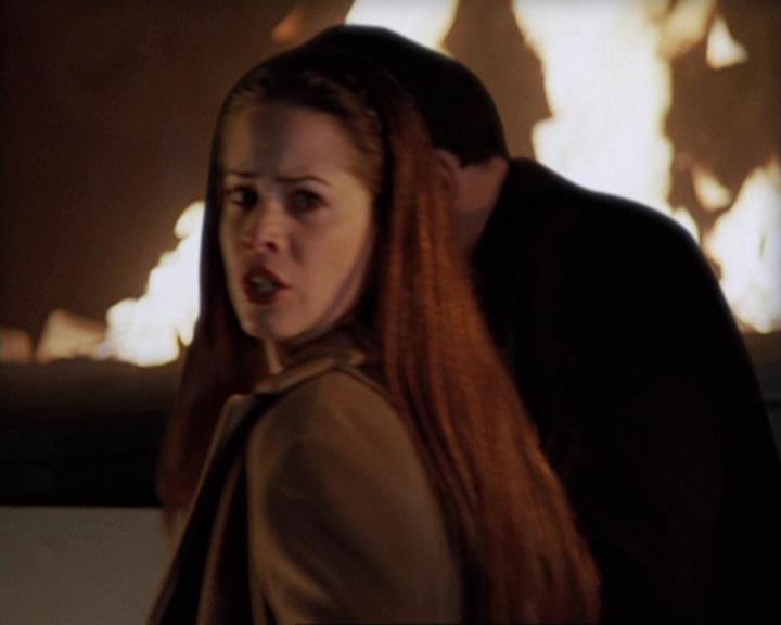 Charmed-Online-dot-410APaigeFromThePast0116.jpg