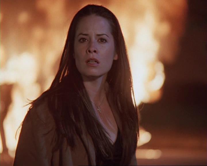 Charmed-Online-dot-410APaigeFromThePast0137.jpg