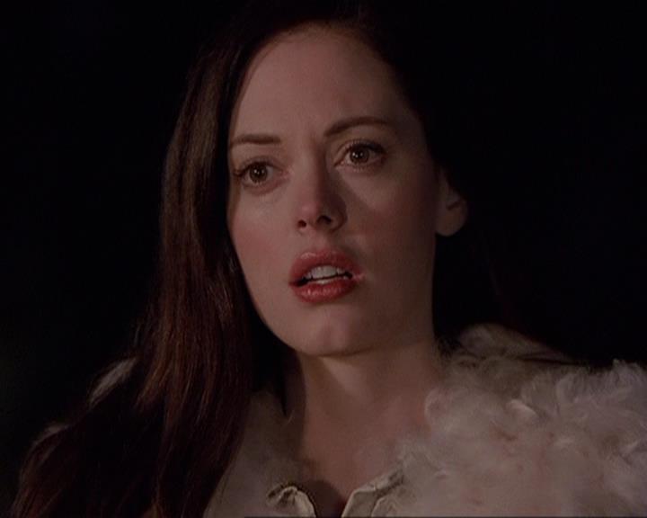 Charmed-Online-dot-410APaigeFromThePast0144.jpg