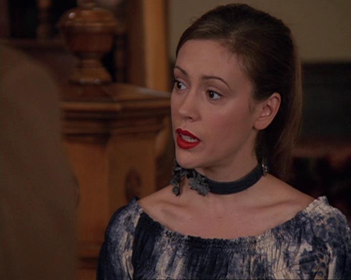 Charmed-Online-dot-410APaigeFromThePast0219.jpg