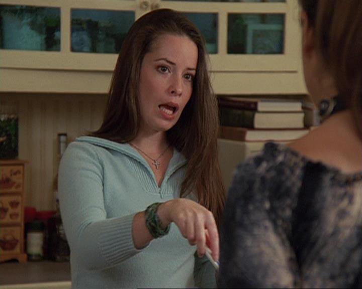 Charmed-Online-dot-410APaigeFromThePast0271.jpg