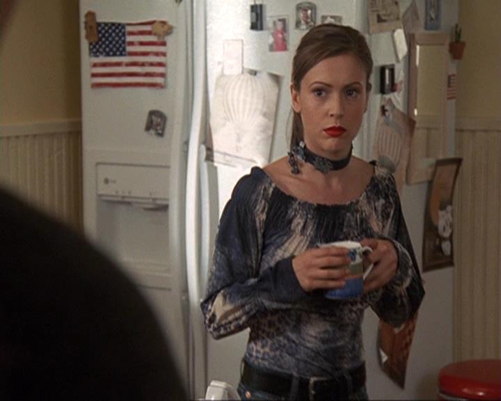 Charmed-Online-dot-410APaigeFromThePast0282.jpg
