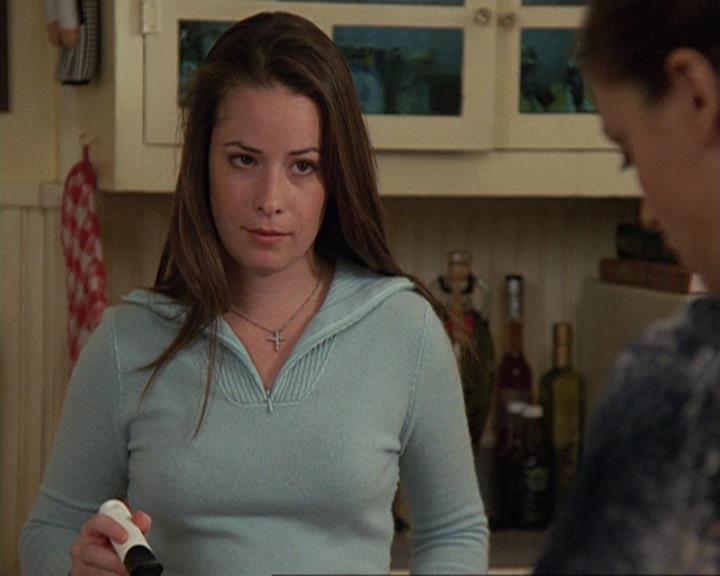 Charmed-Online-dot-410APaigeFromThePast0300.jpg