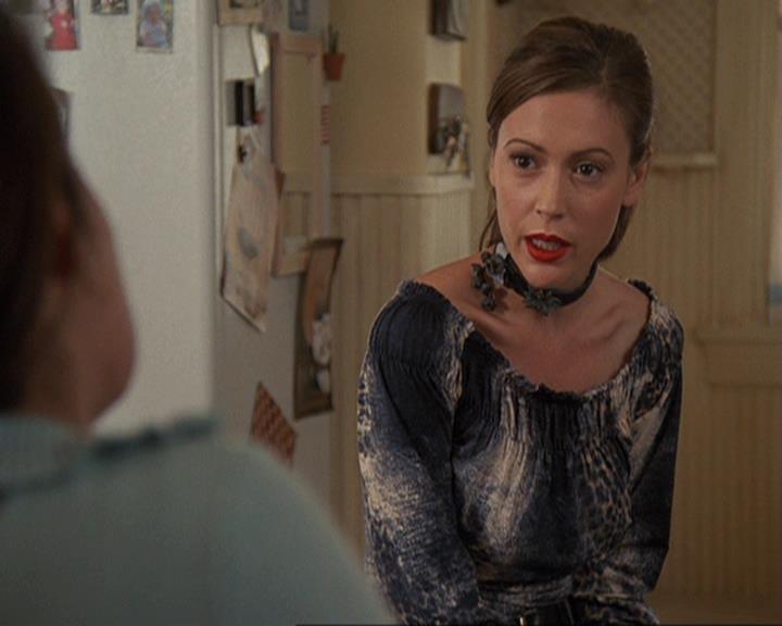 Charmed-Online-dot-410APaigeFromThePast0313.jpg