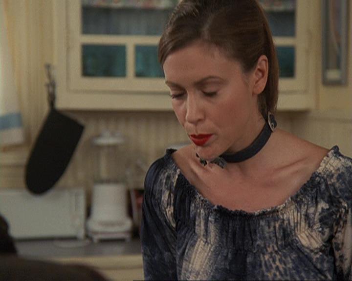 Charmed-Online-dot-410APaigeFromThePast0320.jpg