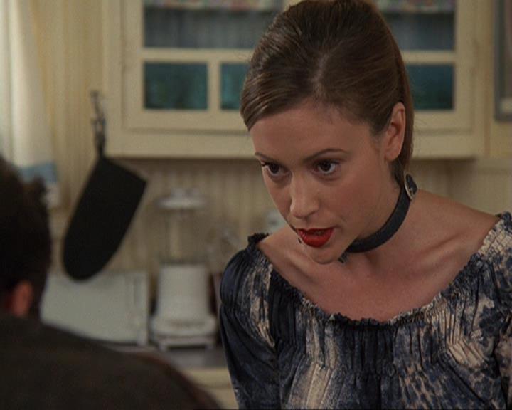 Charmed-Online-dot-410APaigeFromThePast0324.jpg
