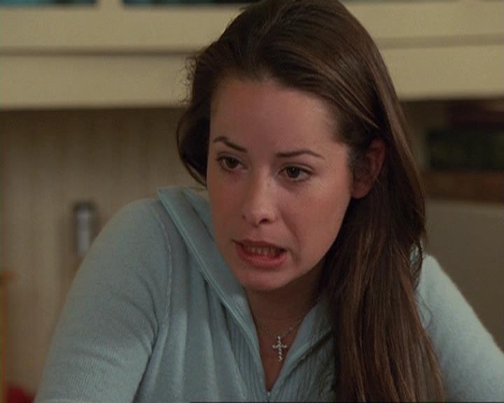 Charmed-Online-dot-410APaigeFromThePast0333.jpg