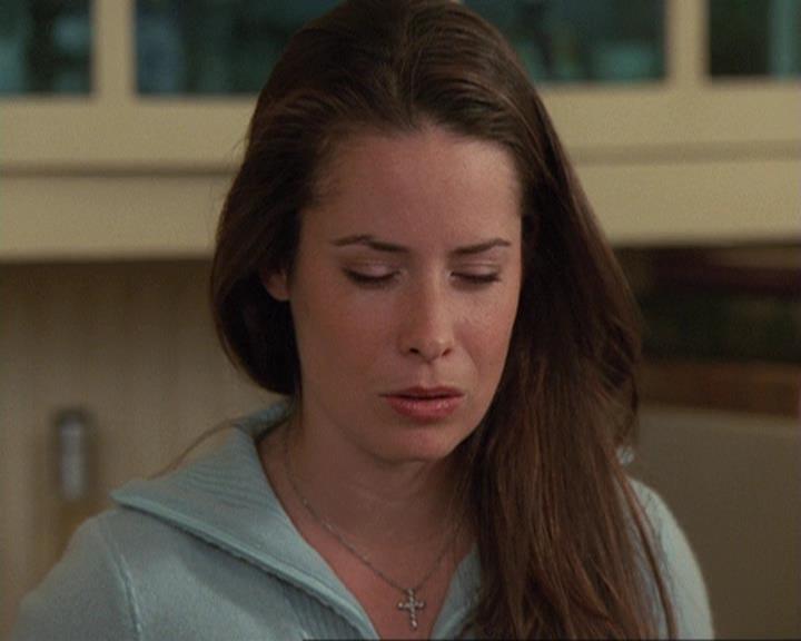 Charmed-Online-dot-410APaigeFromThePast0354.jpg