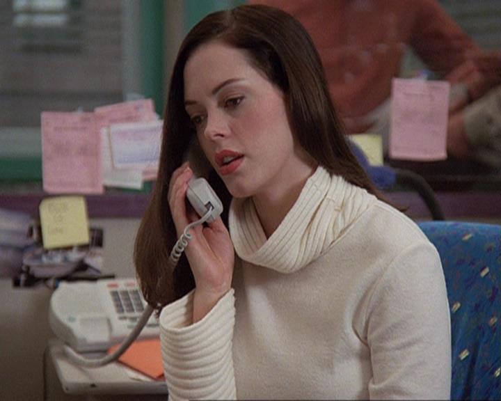 Charmed-Online-dot-410APaigeFromThePast0363.jpg