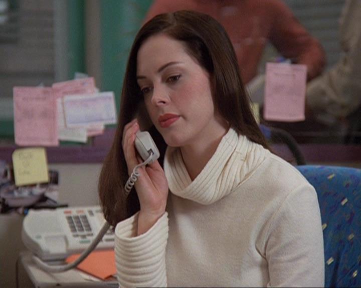 Charmed-Online-dot-410APaigeFromThePast0364.jpg