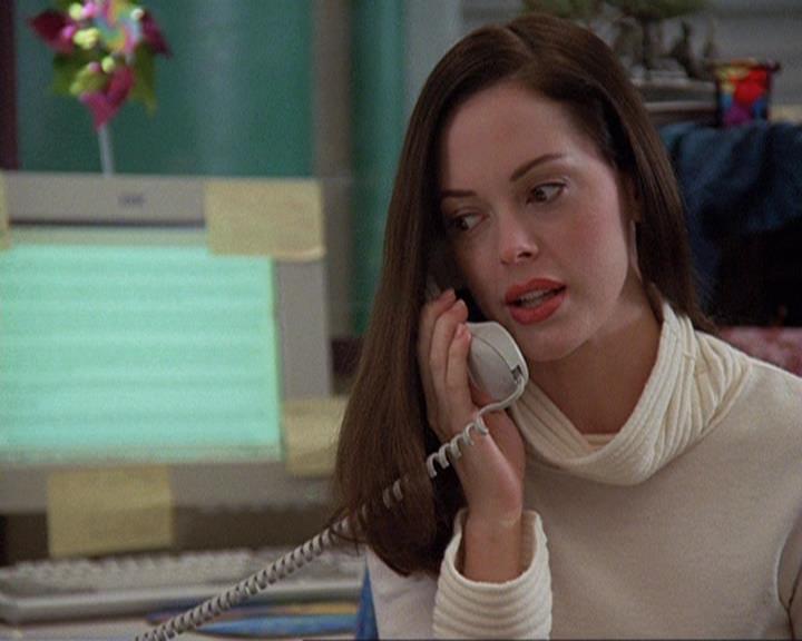 Charmed-Online-dot-410APaigeFromThePast0375.jpg