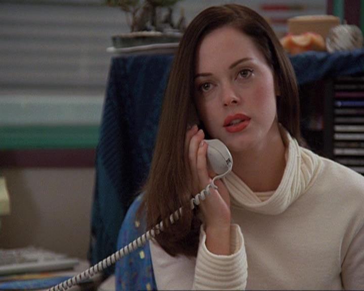 Charmed-Online-dot-410APaigeFromThePast0379.jpg