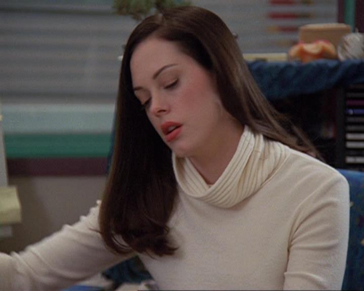 Charmed-Online-dot-410APaigeFromThePast0382.jpg
