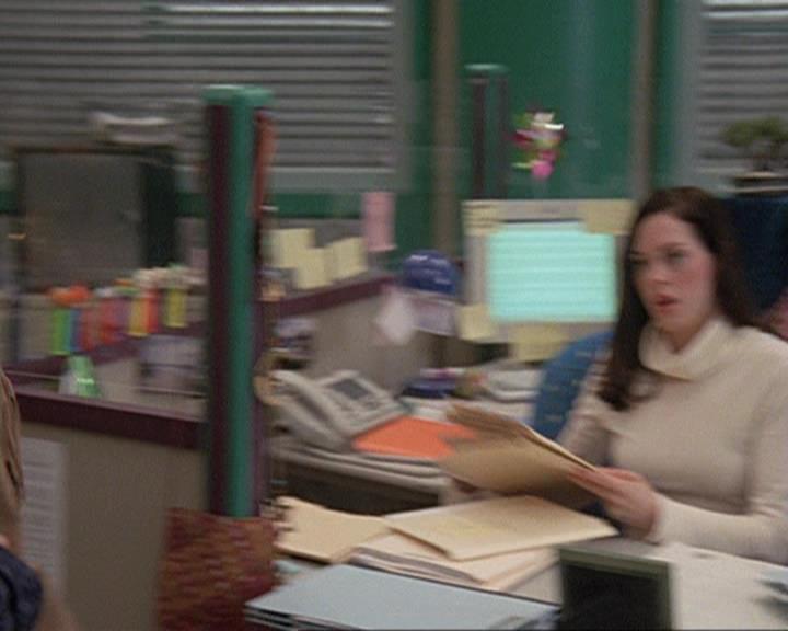 Charmed-Online-dot-410APaigeFromThePast0386.jpg
