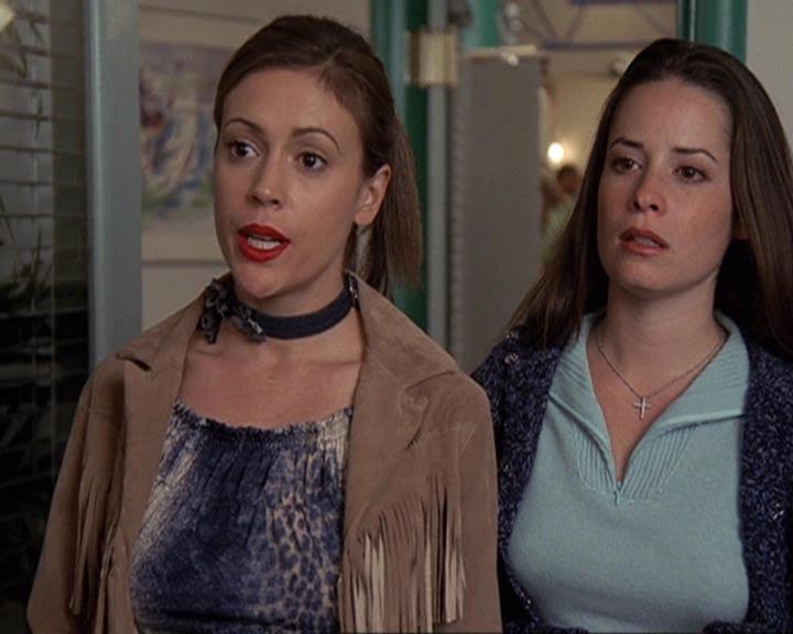 Charmed-Online-dot-410APaigeFromThePast0407.jpg