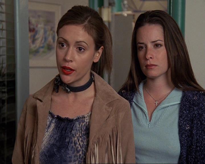 Charmed-Online-dot-410APaigeFromThePast0410.jpg
