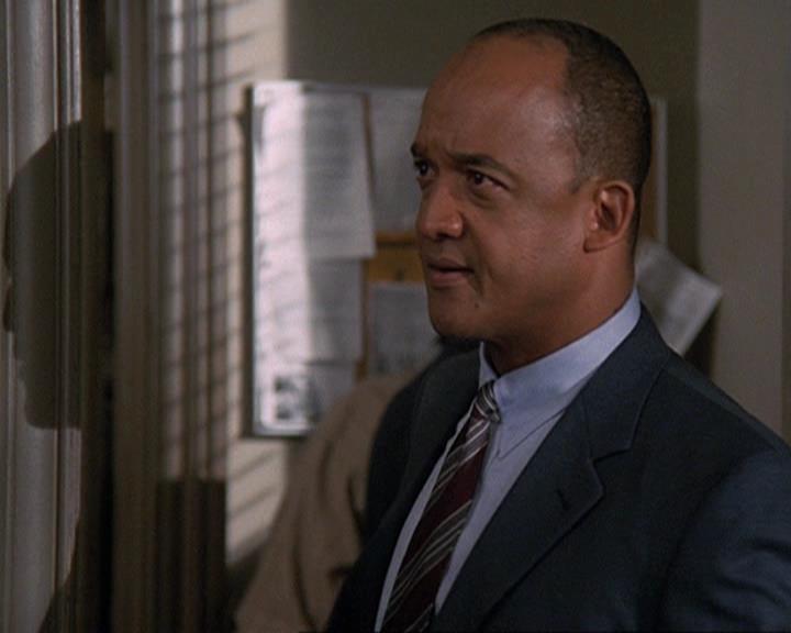 Charmed-Online-dot-410APaigeFromThePast0502.jpg