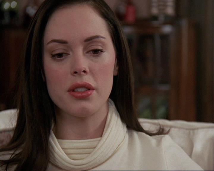 Charmed-Online-dot-410APaigeFromThePast0514.jpg