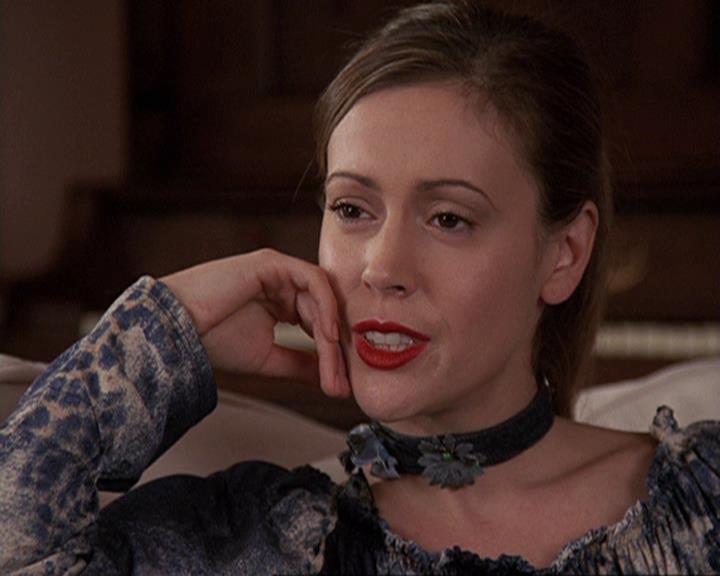Charmed-Online-dot-410APaigeFromThePast0574.jpg