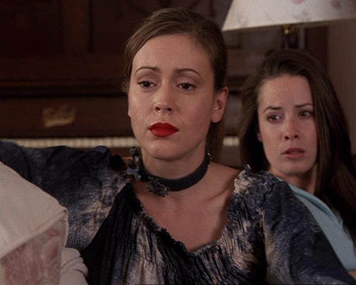 Charmed-Online-dot-410APaigeFromThePast0652.jpg