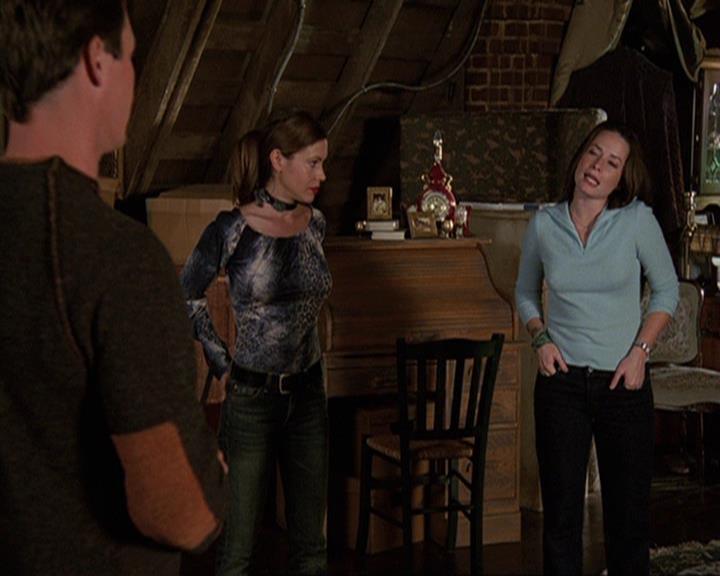 Charmed-Online-dot-410APaigeFromThePast0690.jpg