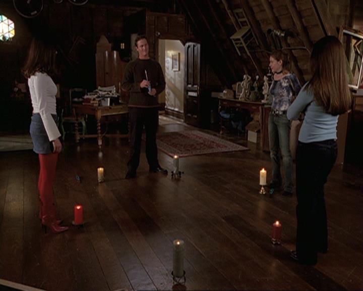 Charmed-Online-dot-410APaigeFromThePast0692.jpg