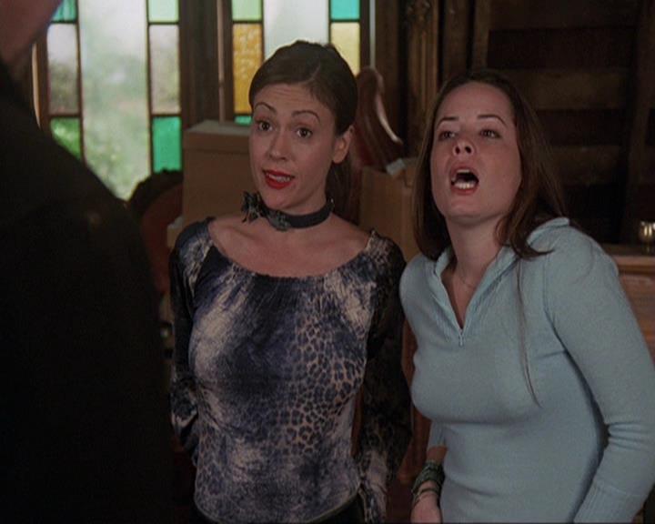 Charmed-Online-dot-410APaigeFromThePast0817.jpg