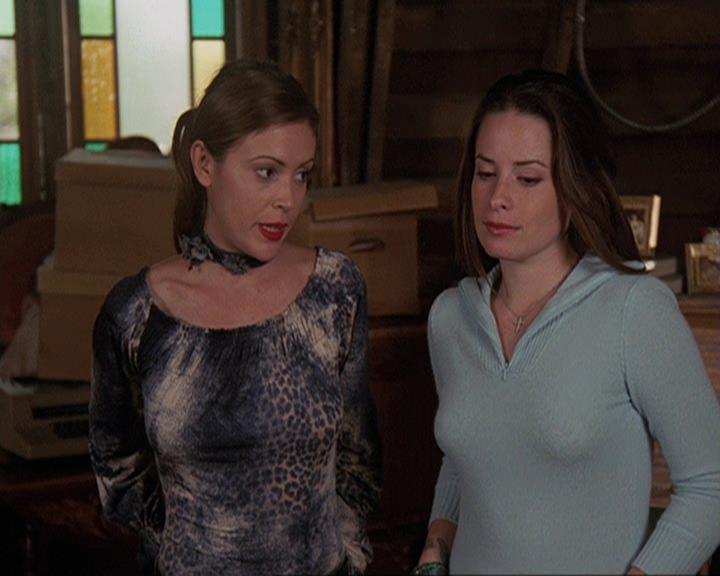 Charmed-Online-dot-410APaigeFromThePast0832.jpg