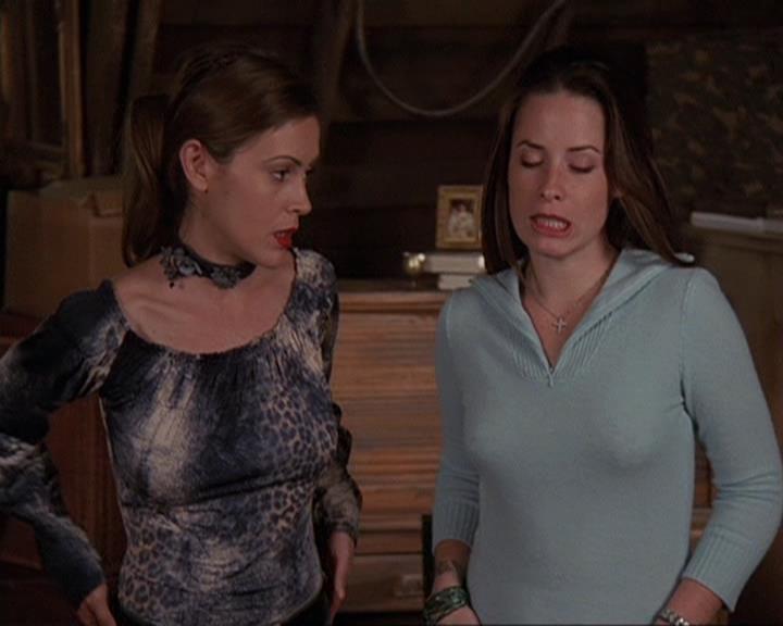 Charmed-Online-dot-410APaigeFromThePast0834.jpg