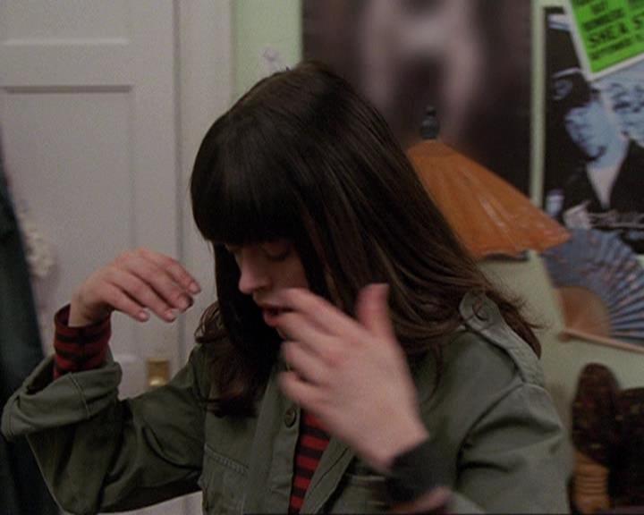 Charmed-Online-dot-410APaigeFromThePast0870.jpg