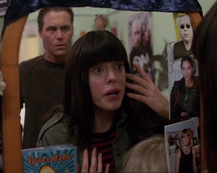 Charmed-Online-dot-410APaigeFromThePast0873.jpg
