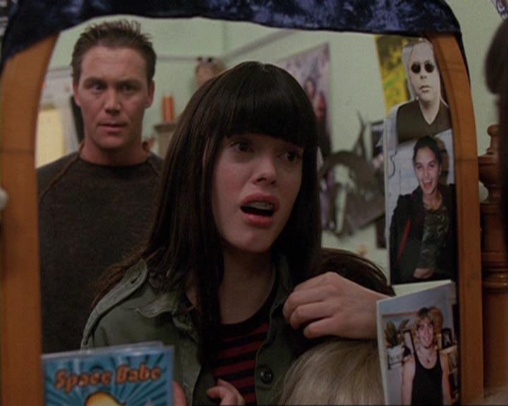 Charmed-Online-dot-410APaigeFromThePast0882.jpg