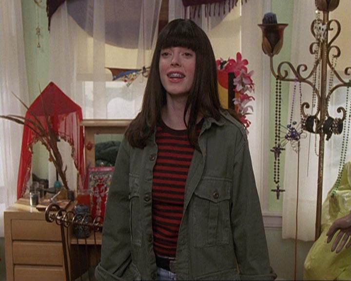 Charmed-Online-dot-410APaigeFromThePast0907.jpg