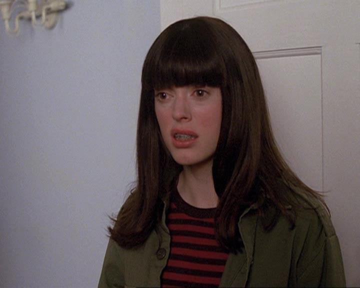 Charmed-Online-dot-410APaigeFromThePast0949.jpg