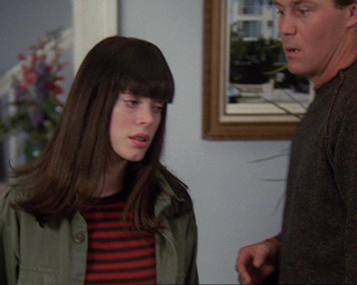 Charmed-Online-dot-410APaigeFromThePast0984.jpg