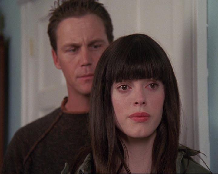 Charmed-Online-dot-410APaigeFromThePast1033.jpg