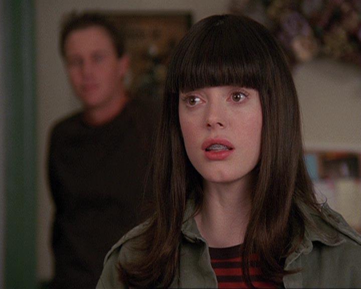 Charmed-Online-dot-410APaigeFromThePast1067.jpg