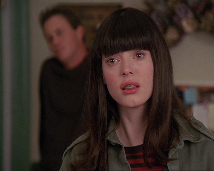 Charmed-Online-dot-410APaigeFromThePast1080.jpg