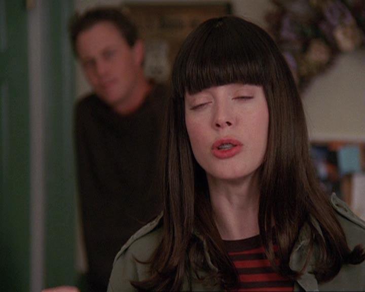 Charmed-Online-dot-410APaigeFromThePast1104.jpg