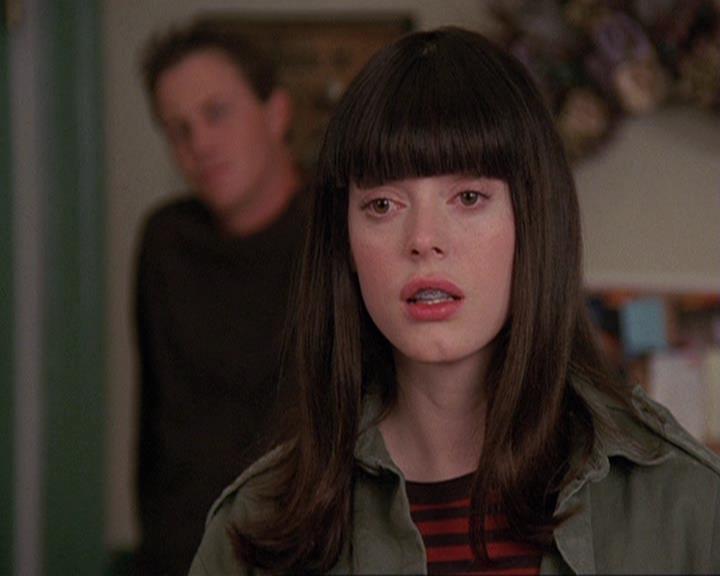 Charmed-Online-dot-410APaigeFromThePast1116.jpg