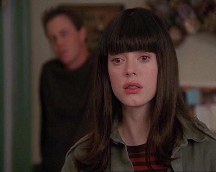 Charmed-Online-dot-410APaigeFromThePast1119.jpg