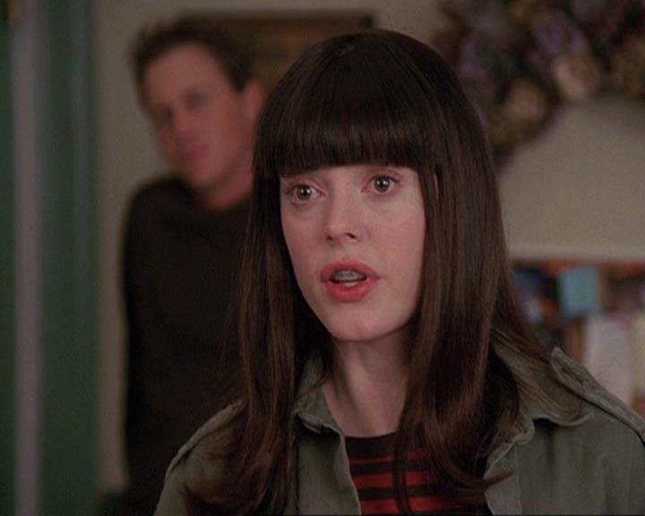 Charmed-Online-dot-410APaigeFromThePast1126.jpg