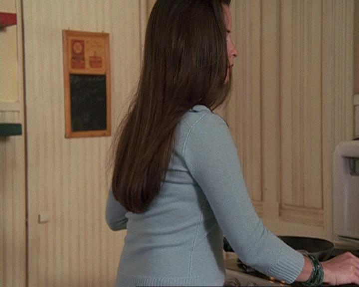 Charmed-Online-dot-410APaigeFromThePast1146.jpg