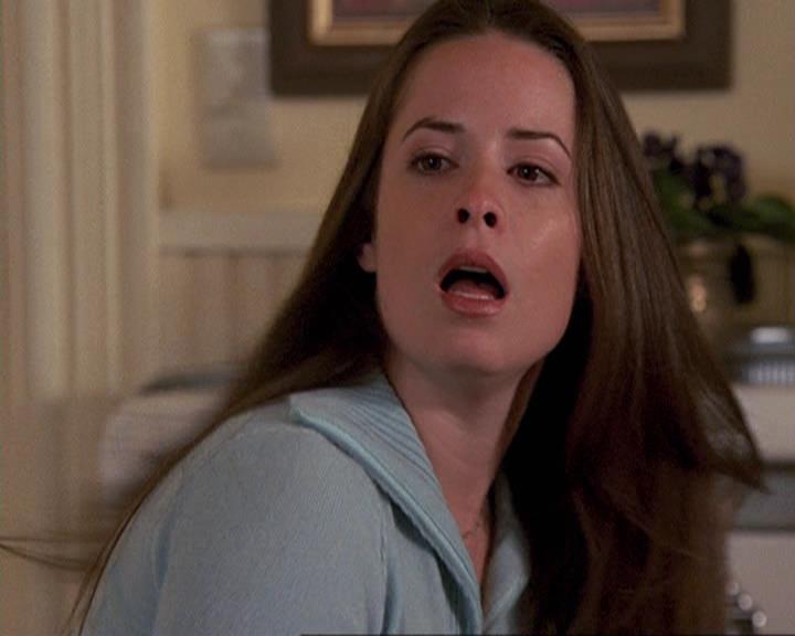 Charmed-Online-dot-410APaigeFromThePast1212.jpg