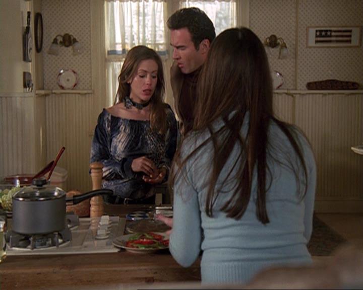 Charmed-Online-dot-410APaigeFromThePast1214.jpg