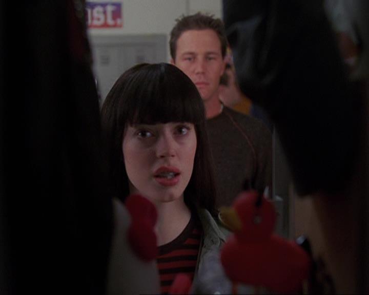 Charmed-Online-dot-410APaigeFromThePast1285.jpg