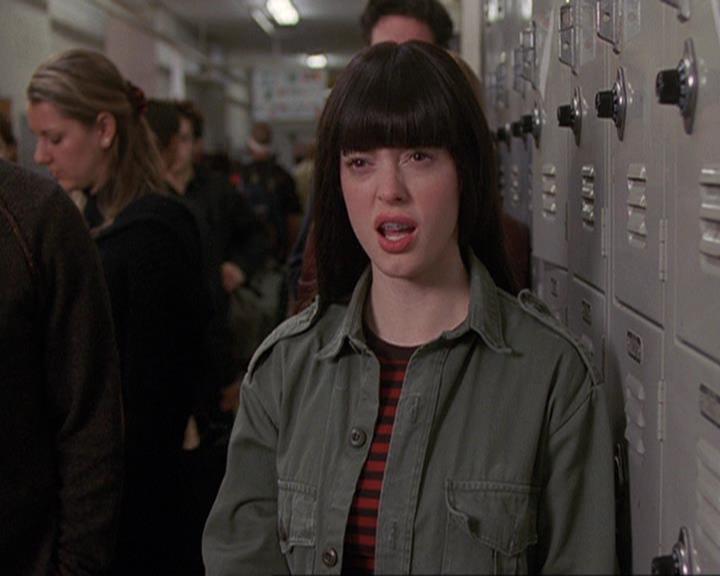 Charmed-Online-dot-410APaigeFromThePast1291.jpg