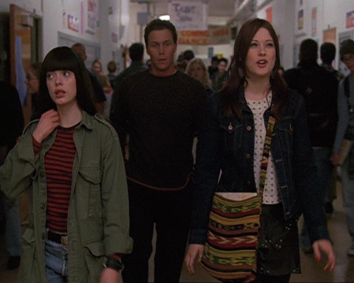 Charmed-Online-dot-410APaigeFromThePast1308.jpg