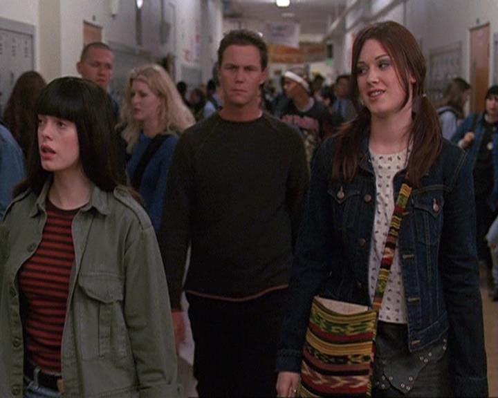 Charmed-Online-dot-410APaigeFromThePast1315.jpg