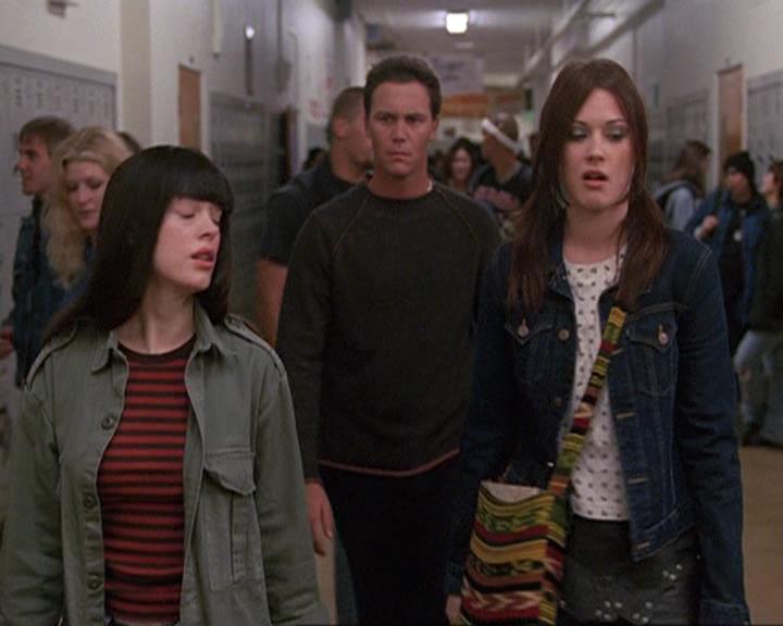 Charmed-Online-dot-410APaigeFromThePast1316.jpg